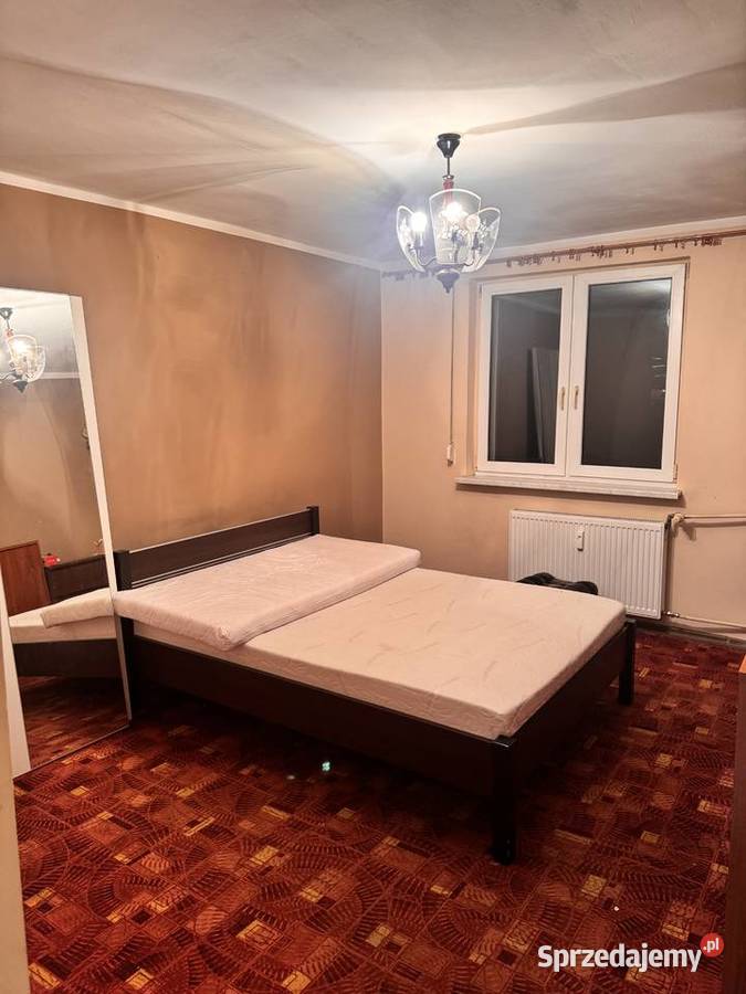 Mieszkanie z balkonem piwnica i garazem