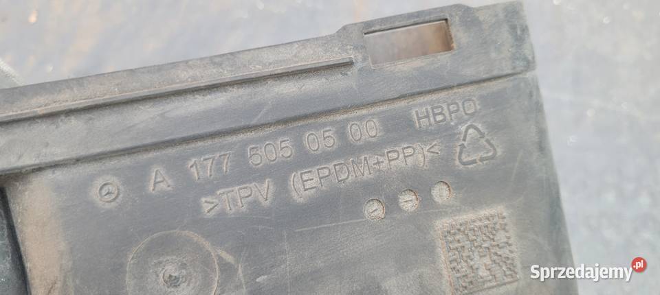 MERCEDES A KLASA W177 WLOT KIEROWNICA POWIETRZA osobowe Ruda Śląska
