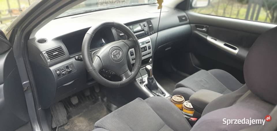 Toyota Corolla 16 benzyna 2003r Rok produkcji 2003 kujawsko-pomorskie Lubanie