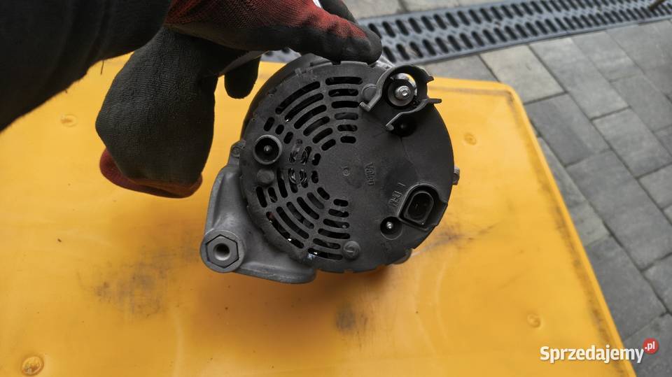 Alternator bmw e46 e83 e53 2542538c 7788223ai03 osobowe Układ elektryczny silnika sprzedam