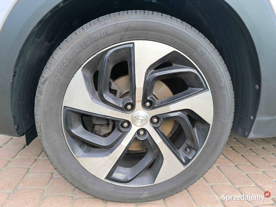 Hyundai Tucson III 17 2015 crdi bogata wersja