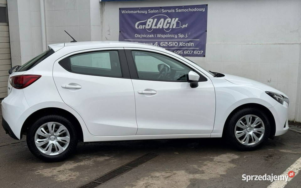Mazda 2 Pisemna Gwarancja 12 miesięcy III 2015 biały Mazda Konin sprzedam