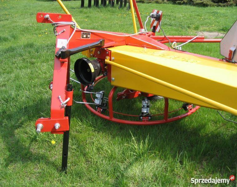 Przetrząsaczo Zgrabiarka Z 518 POMAROL RADMASZ Opoczno sprzedam