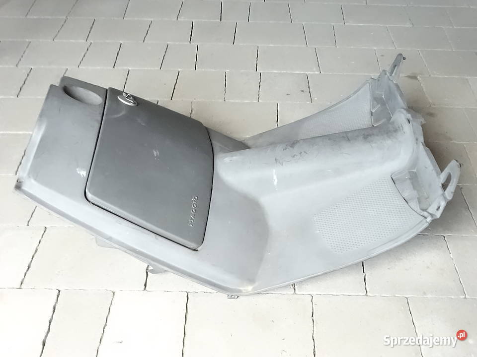 Piaggio NSL 80 schowek pod kierownicę plastik Biłgoraj