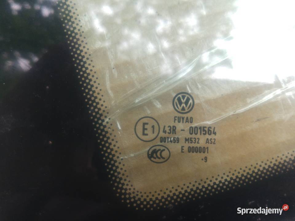 Szyba karoserii prawa lewa tył VW Polo 6R4845298 Dębno