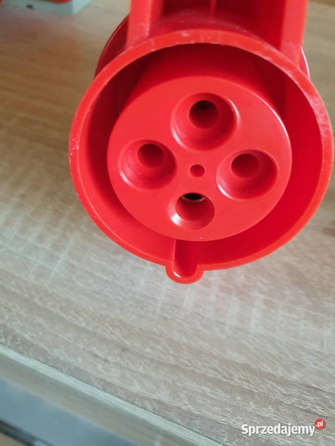 Gniazdo siłowe naścienne 32A 380V IP44 okazja