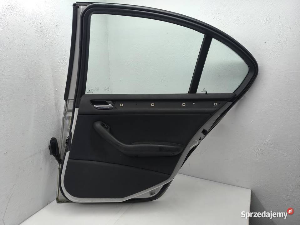 DRZWI PRAWY TYŁ BMW E46 LIFT 20D Drzwi
