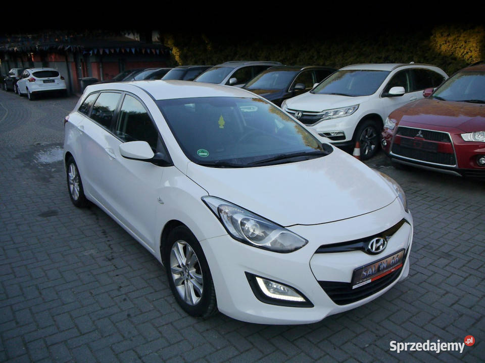 Hyundai i30 16d Led Stan B 100bezwypadkowy 1wł z gniazdo SD i30 Częstochowa