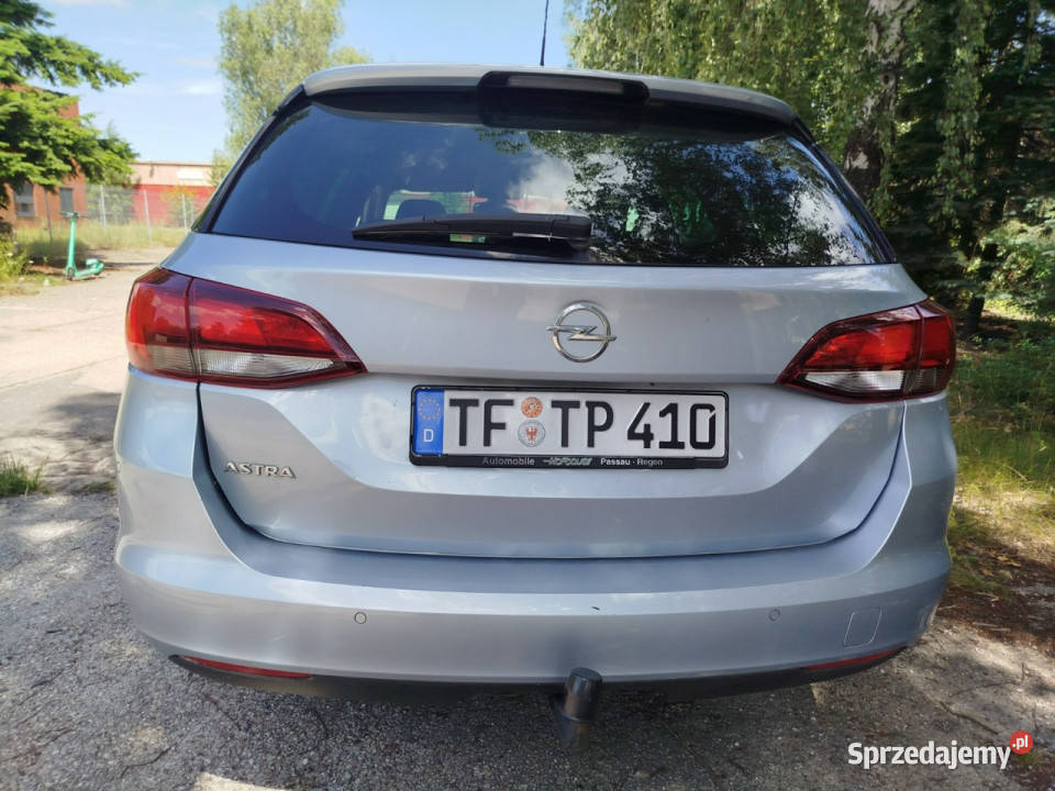 Opel Astra 2017r mały przebieq 6 biegów K lakier metallic Astra Toruń