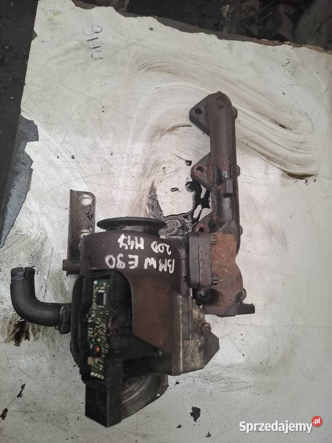 BMW E90 M47 20D turbosprężarka 163 kolektor