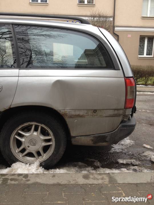 Opel Omega B Kombi 20 8v BenzynaGaz Radom