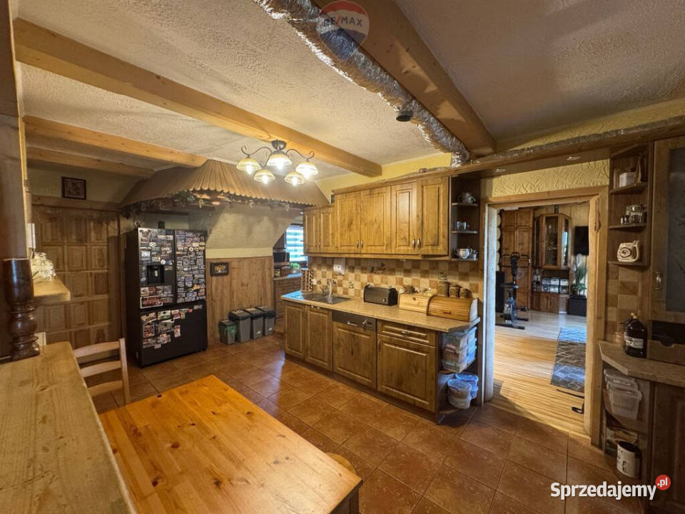 DOM Z POKOJAMI NA WYNAJEM W BIAŁCE TATRZAŃSKIEJ piwnica Sprzedaż małopolskie Białka Tatrzańska