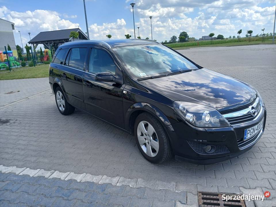 Opel Atra 17 cosmo Gniezno