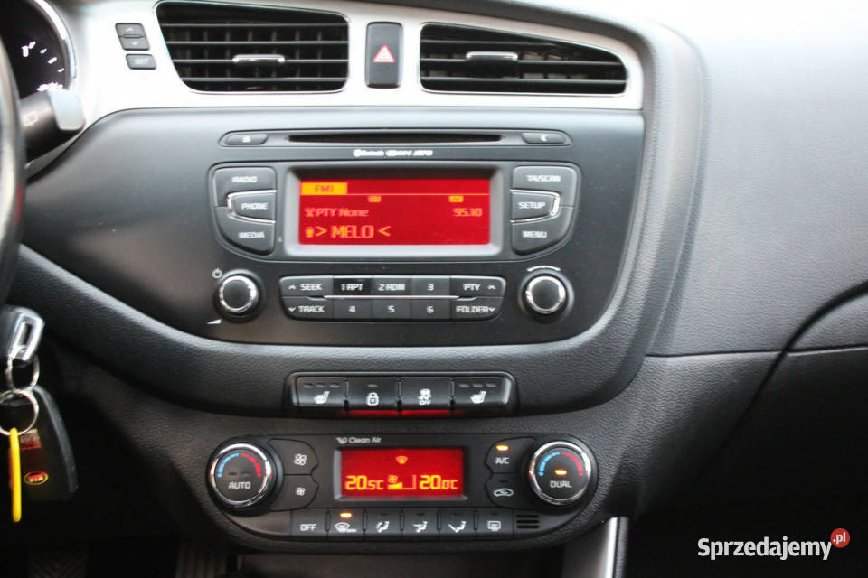 Kia Ceed PREMIUMOrglakierMaly przebiegSuper światła LED Gliwice sprzedam