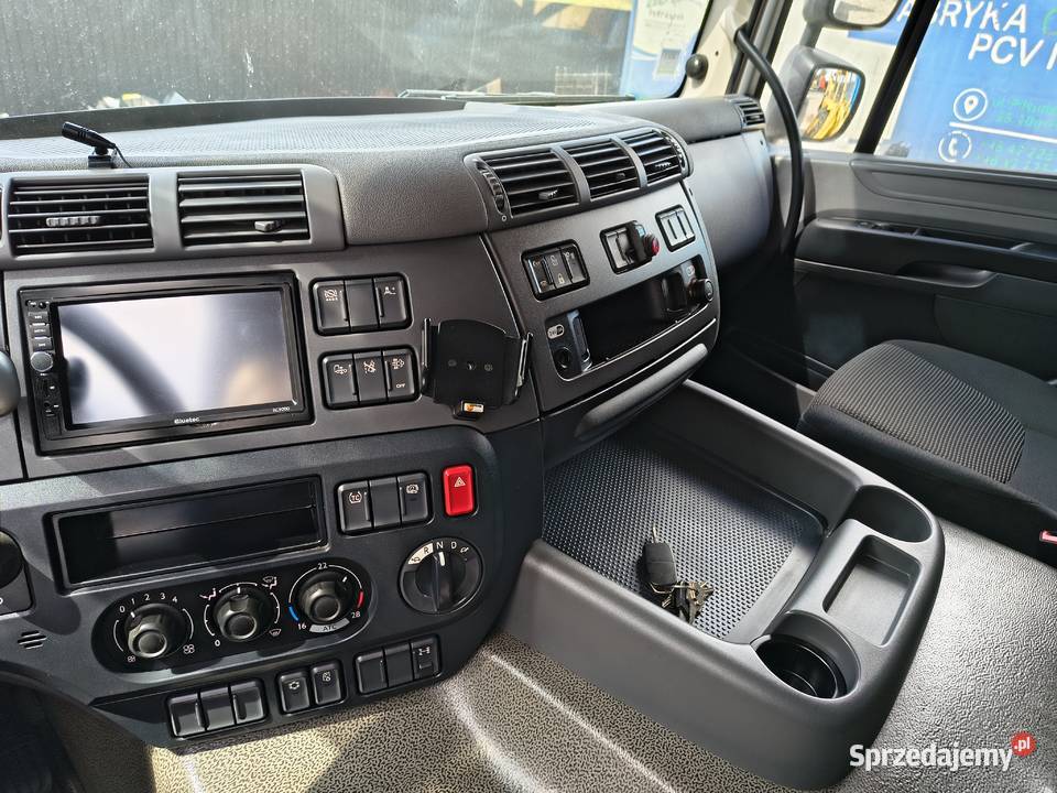 DAF CF 330 FA auto laweta pomoc drogowa lubelskie Strachosław