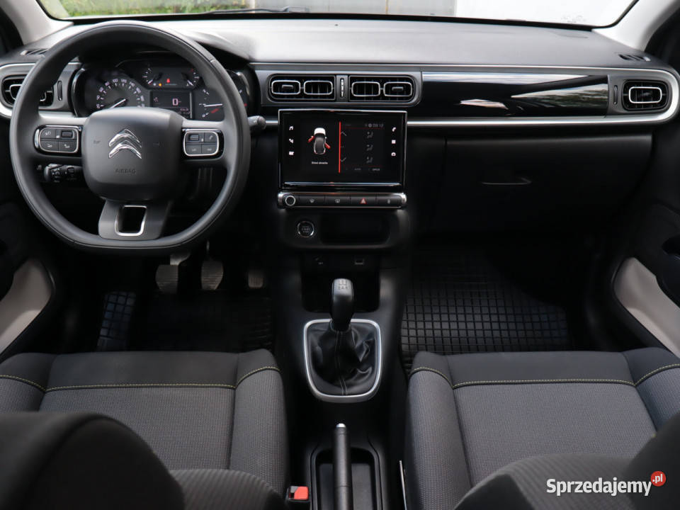 Citroen C3 12 PureTech pełny VAT Lublin