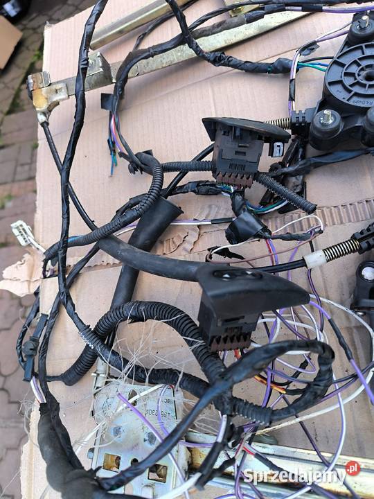 Fiat Seicento elektryczne podnośniki szyb Panele sterowania, przełączniki podkarpackie Stalowa Wola sprzedam