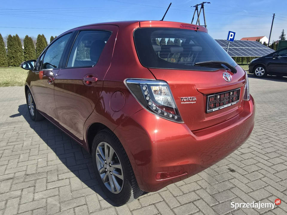 Toyota Yaris 10BENZ łódzkie Kutno sprzedam