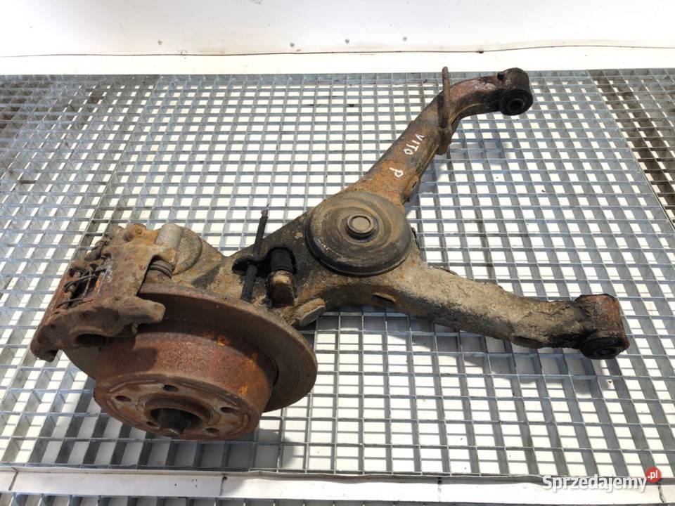 WAHACZ PRAWY TYŁ MERCEDES W639 Hatchback 9703