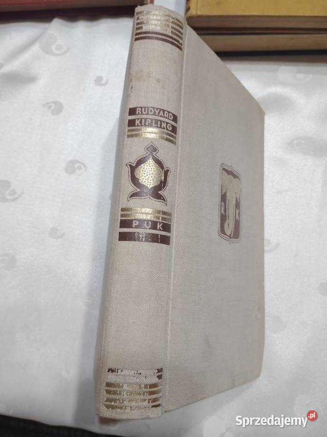 14 powieści z cyklu Bibl Laureatów Nobla w Iwno