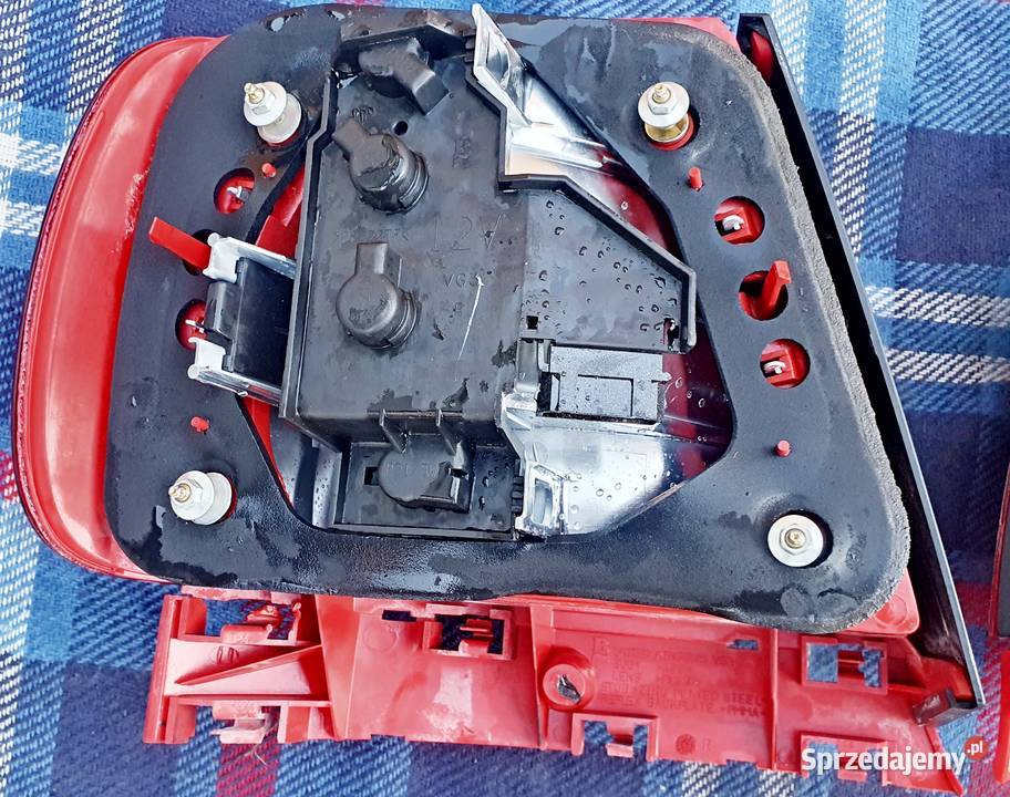 AUDI A4 B5 LAMPY TYŁ LEWA PRAWA SEDAN osobowe Radom