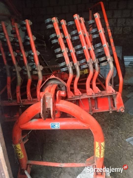 Zgrabiarka Kuhn 4321 Zawady