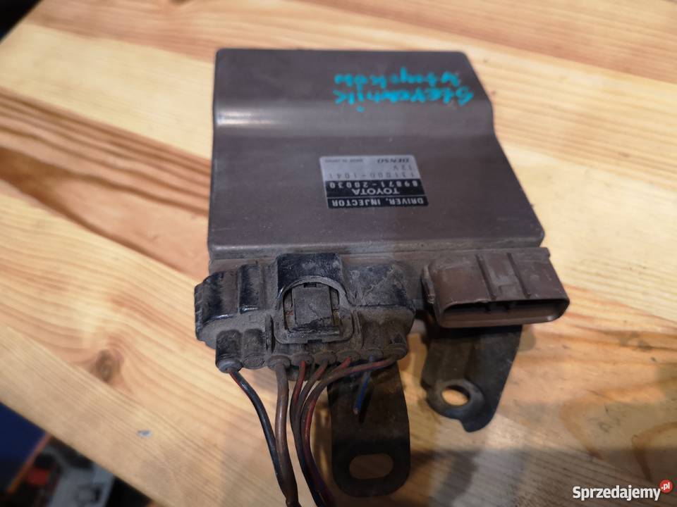 Sterownik wtryskow 8987120030 Toyota Corolla Margonin