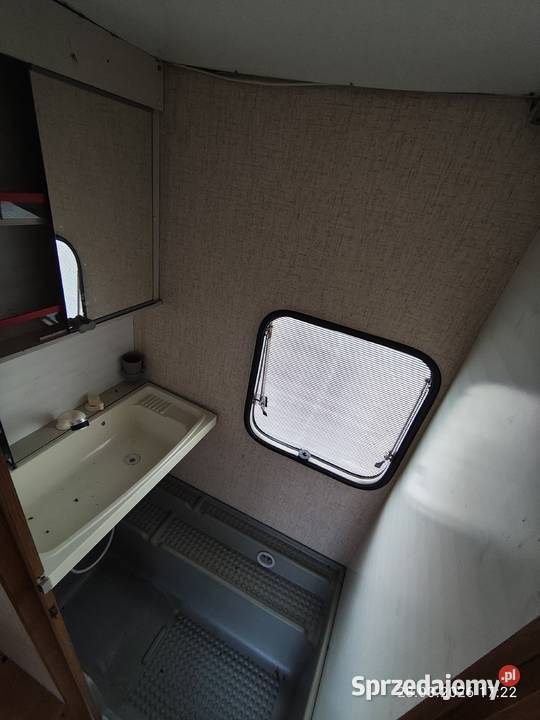 Przyczepa Kemping Domek Budowa Burstner Club Błonie