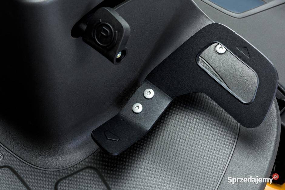 Stiga Park 300 M z agregatem Park 85 Combi MQ Tajęcina