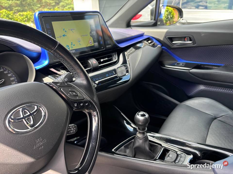 Toyota CHR 12Benzynka GPS Bixenony Kamera Ledy serwisowany w ASO sprzedam