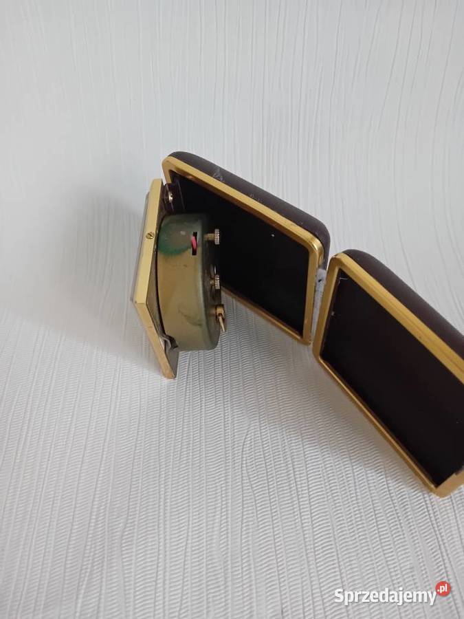 HELVECO Szwajcarski budzik podróżny Giżycko