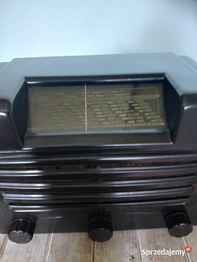 Radio lampowe firmy Tesla Kraków