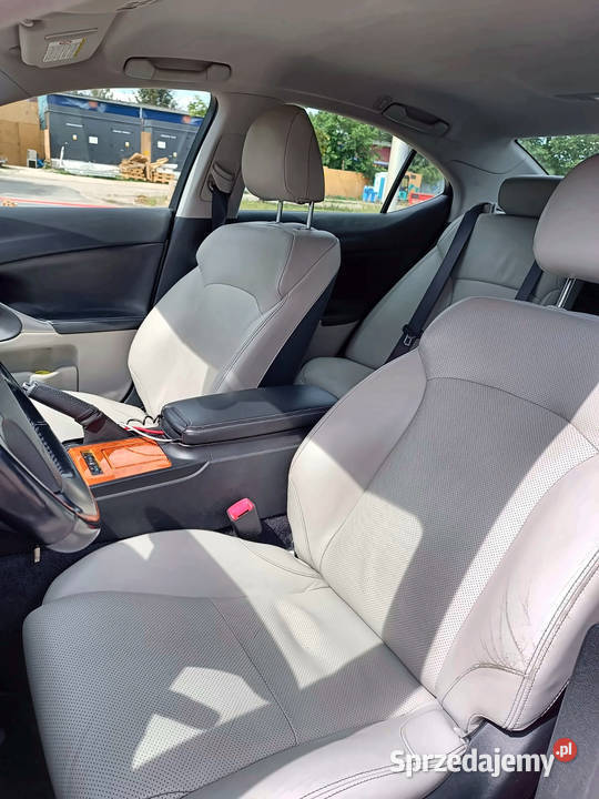 Lexus IS 220d Prestige 177 ASO Lexus 2 kluczyki