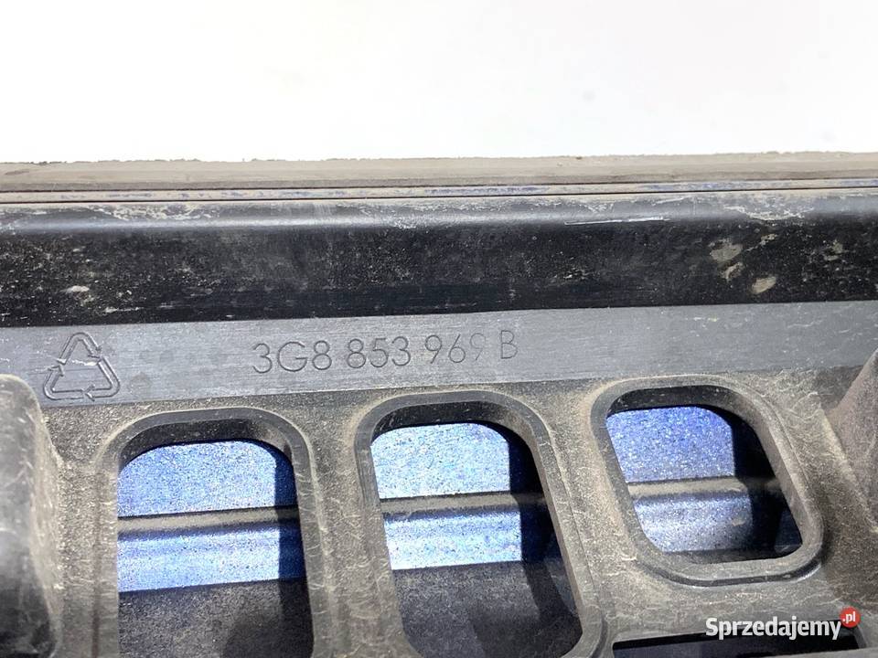 LISTWA DRZWI LEWY PRZÓD VW ARTEON Hatchback podkarpackie sprzedam