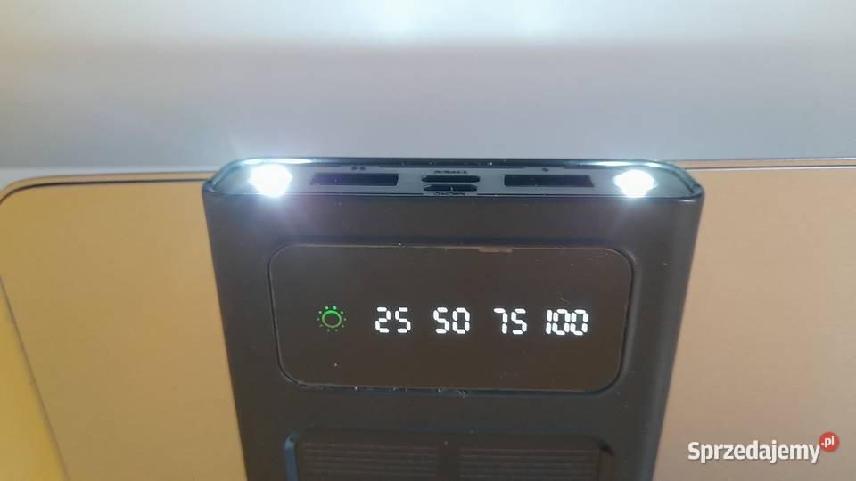 Power bank solar 50000 mAH 8 wyjść latarka Szadek