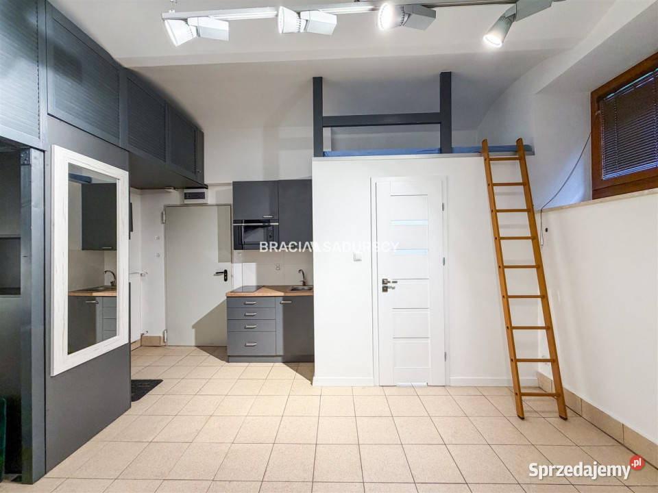 sprzedaży lokalu 221m2 Kraków