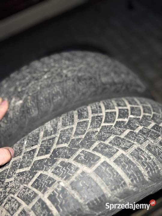 Felgi aluminiowe z oponami Nienadówka