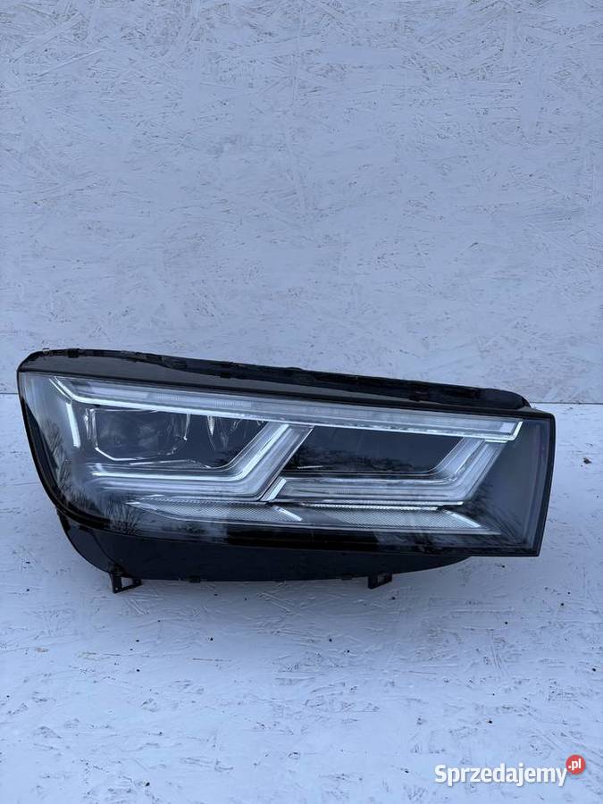 LAMPA Prawa PRZEDNIA PRZÓD AUDI Q5 80A941035 Jabłonna