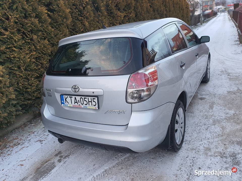 TOYOTA MATRIX 18 BENZYNA 2005 małopolskie Łęg Tarnowski