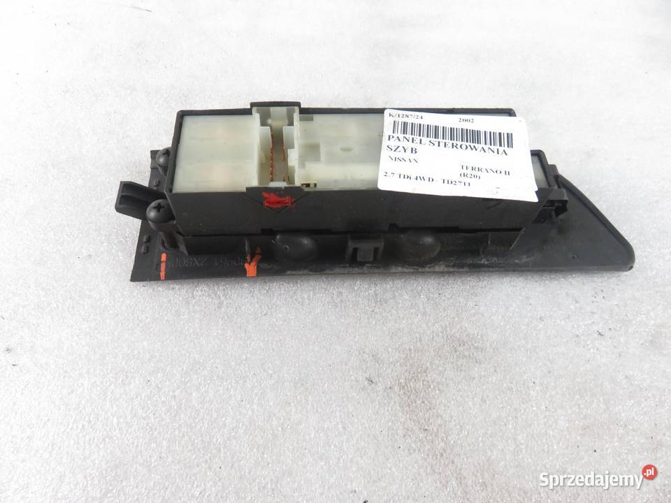 PANEL SZYB NISSAN TERRANO II R20 809612X800 małopolskie