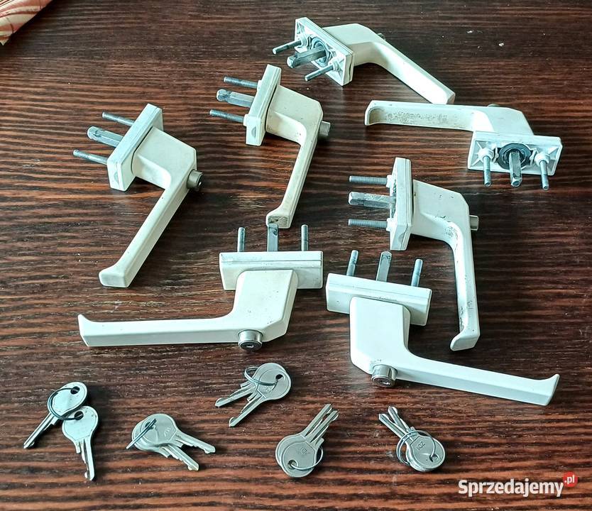 Sprzedam klamki okienne z kluczykiem Kraków
