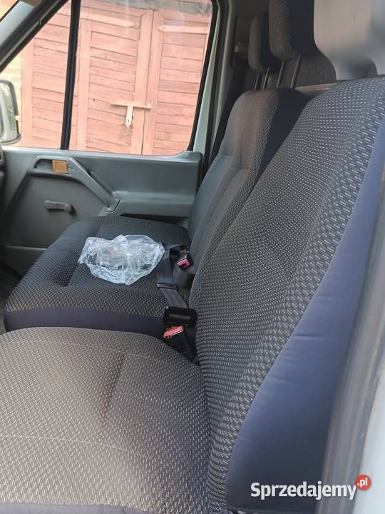 Sprzedam auto dostawcze manualna