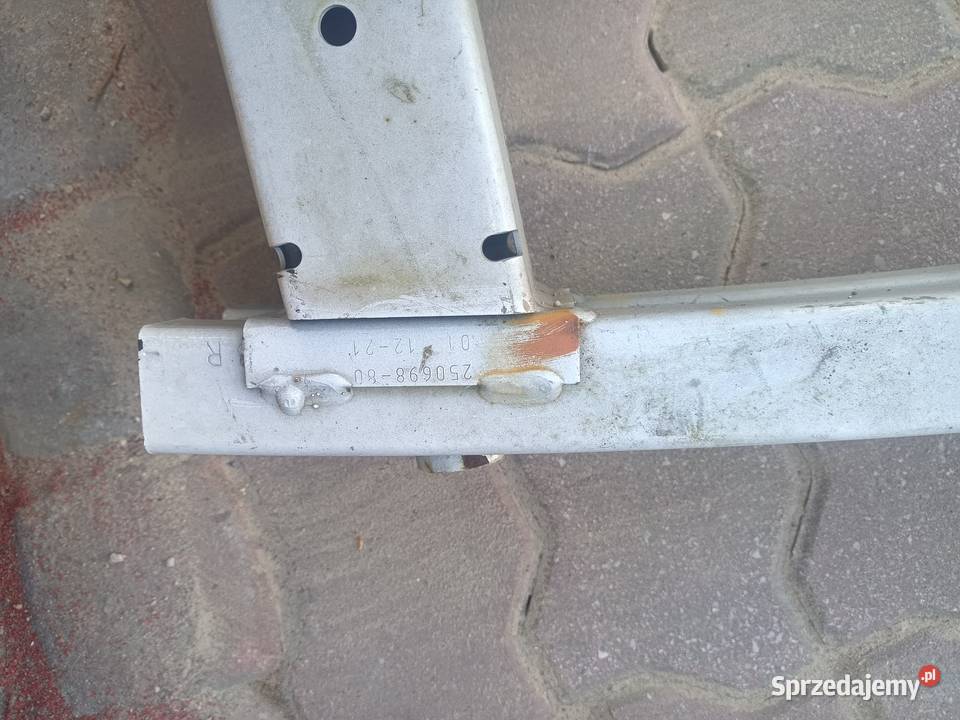Belka pod zderzak Renault Trafic 4 2021r Motoryzacja Kielce sprzedam