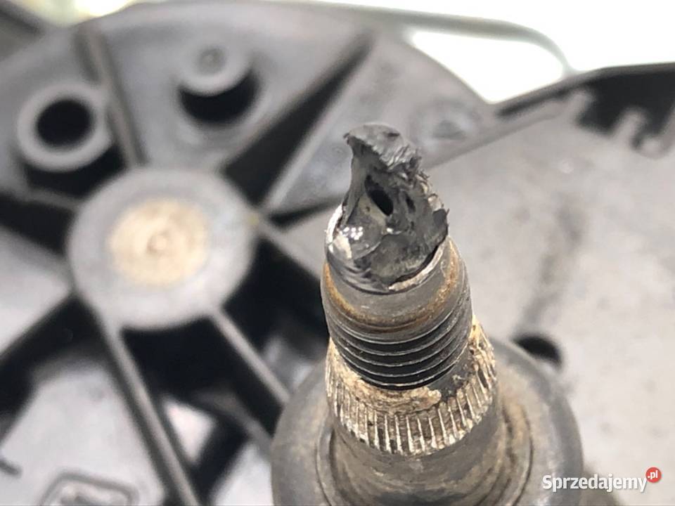 SILNIK WYCIERACZEK TYŁ PRAWY VW TRANSPORTER T5