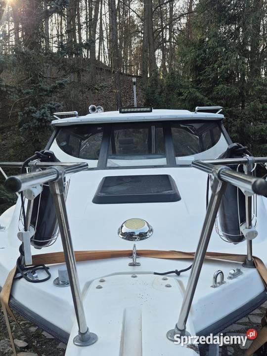 Jacht motorowy Bayliner 2159 Mercruiser 57 Tomaszów Mazowiecki