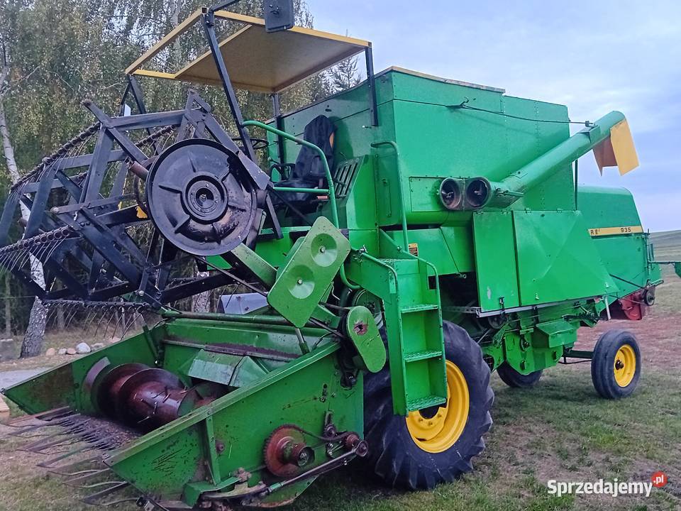 Kombajn zbożowy John Deere 935 nieuszkodzony sprzedam