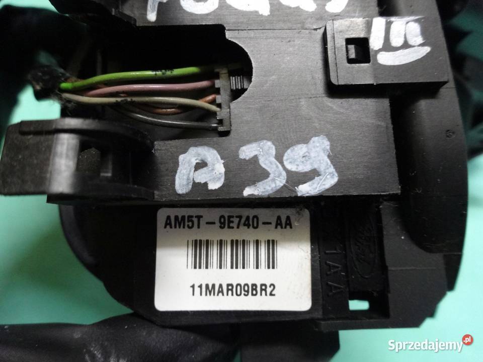 FORD FOCUS MK3 III 11r przełączniki kierownicy