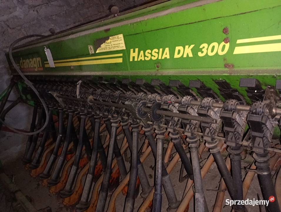 Agregat przedsiewny Becker z siewnikiem Hasia Siewniki i sadzarki opolskie Brzeg