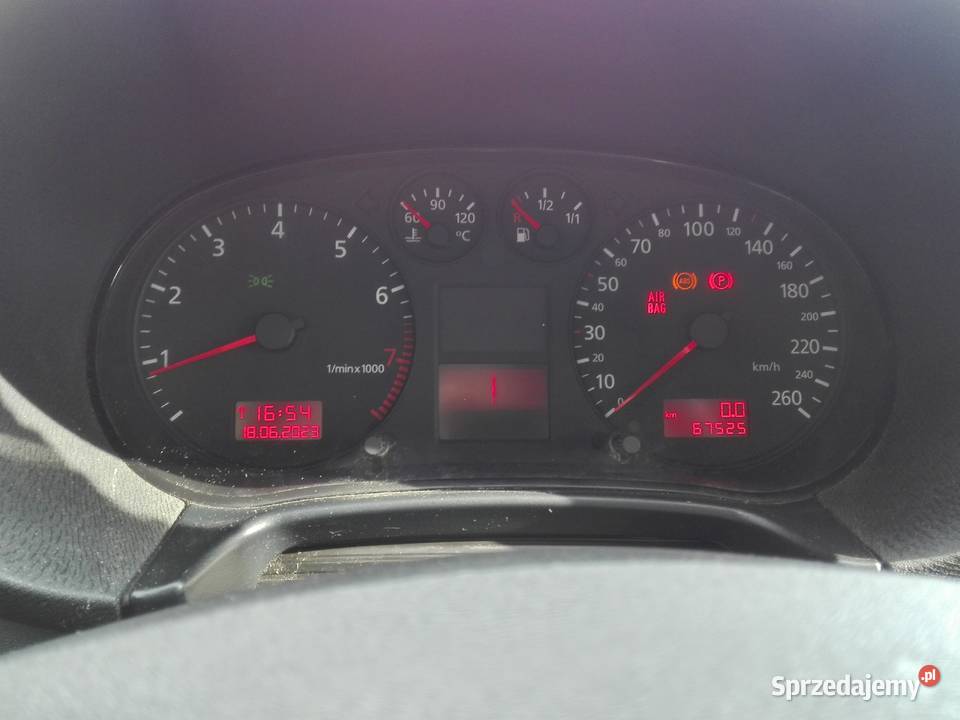 Audi A3 16 bg 99r uszkodzony manualna Starachowice