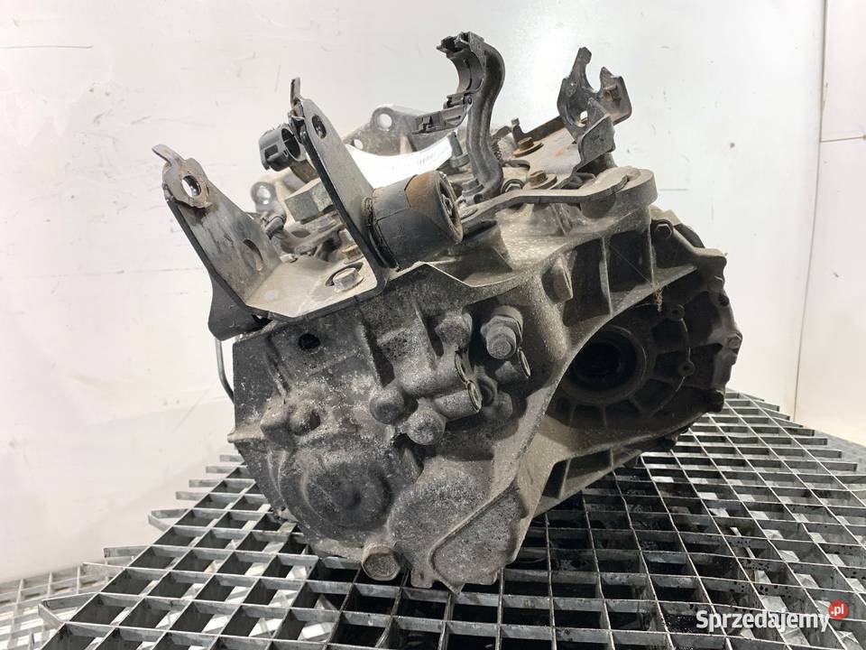 SKRZYNIA BIEGÓW TOYOTA YARIS III 13 99 osobowe